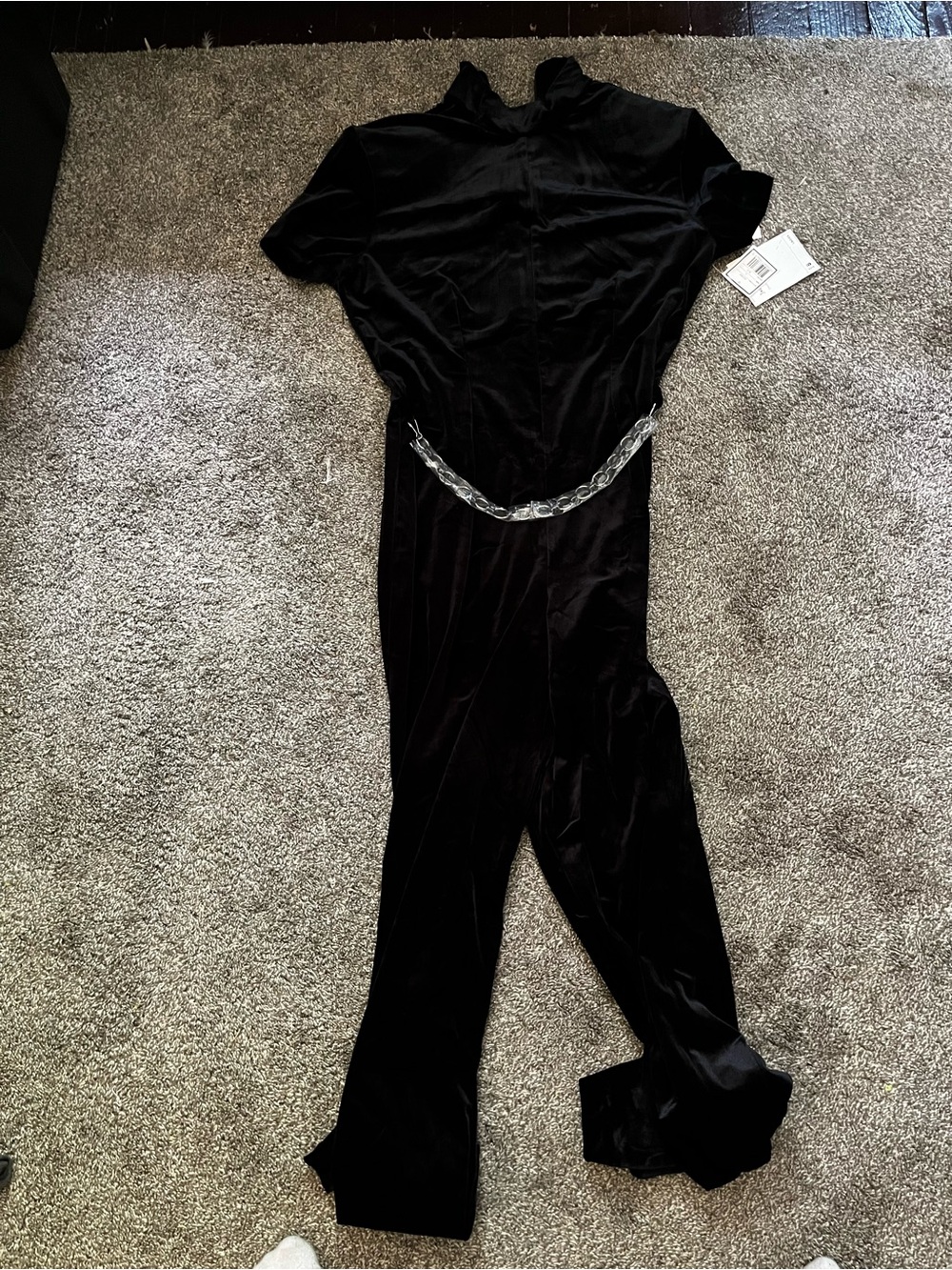 Jaclyn Smith Black and White Clothing Tags